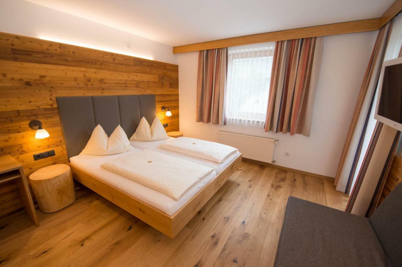 Hotel Brunnwirt Weissbriach Eksteriør billede
